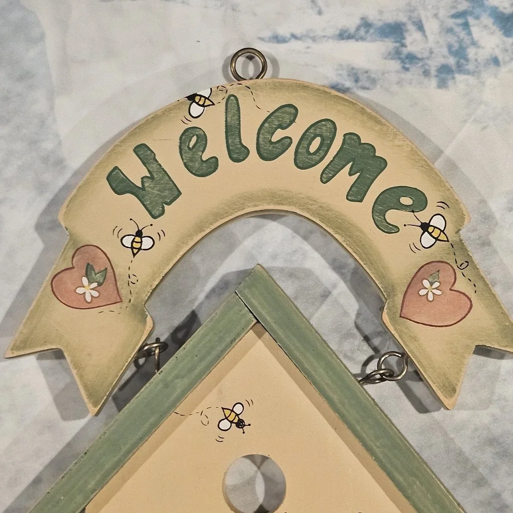 Vintage Style Welcome Birdhouse Wall Sign Cottage Farmhouse Decor Hanging Plaque